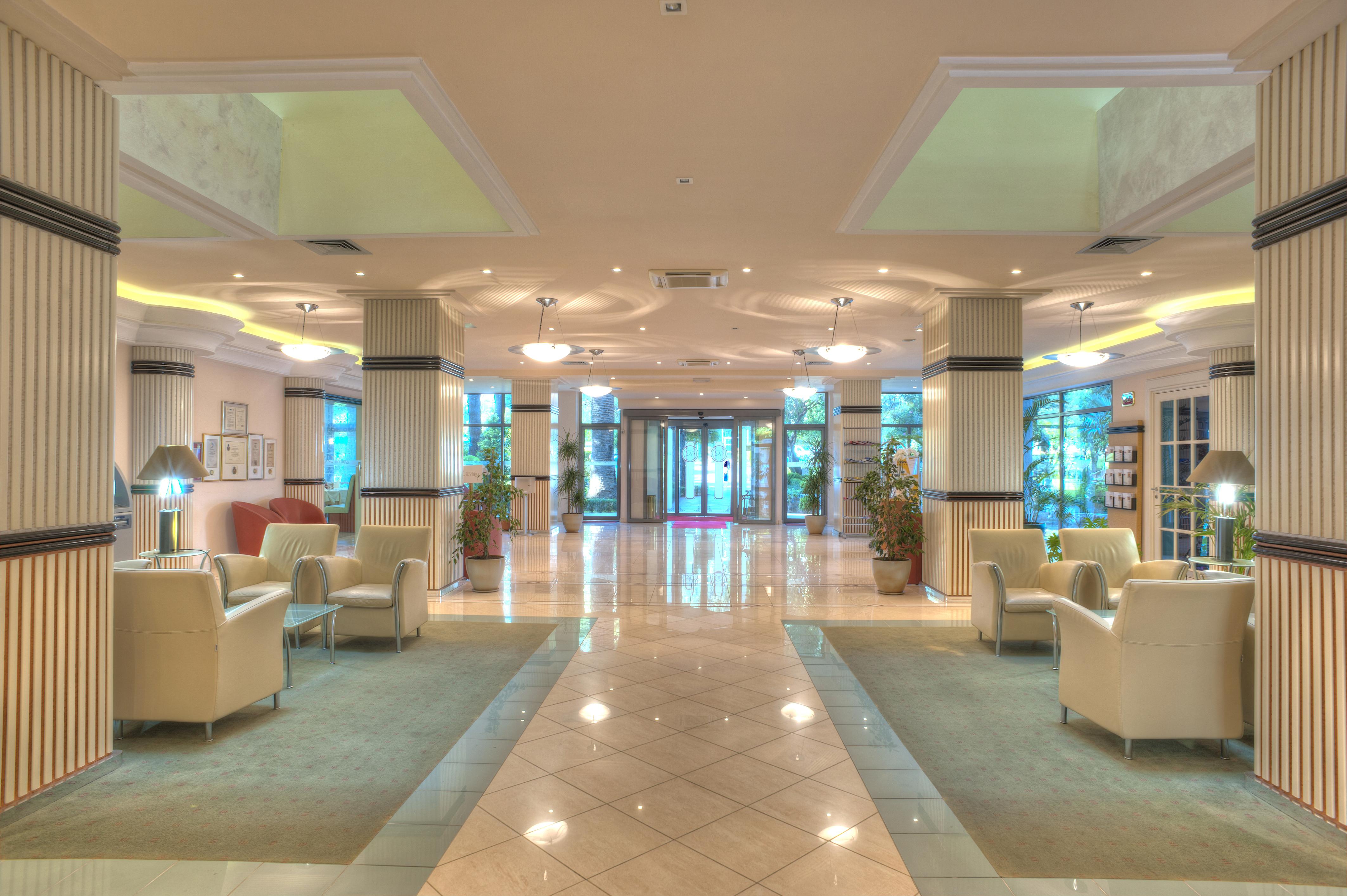 Hotel Rivijera Petrovac Εξωτερικό φωτογραφία