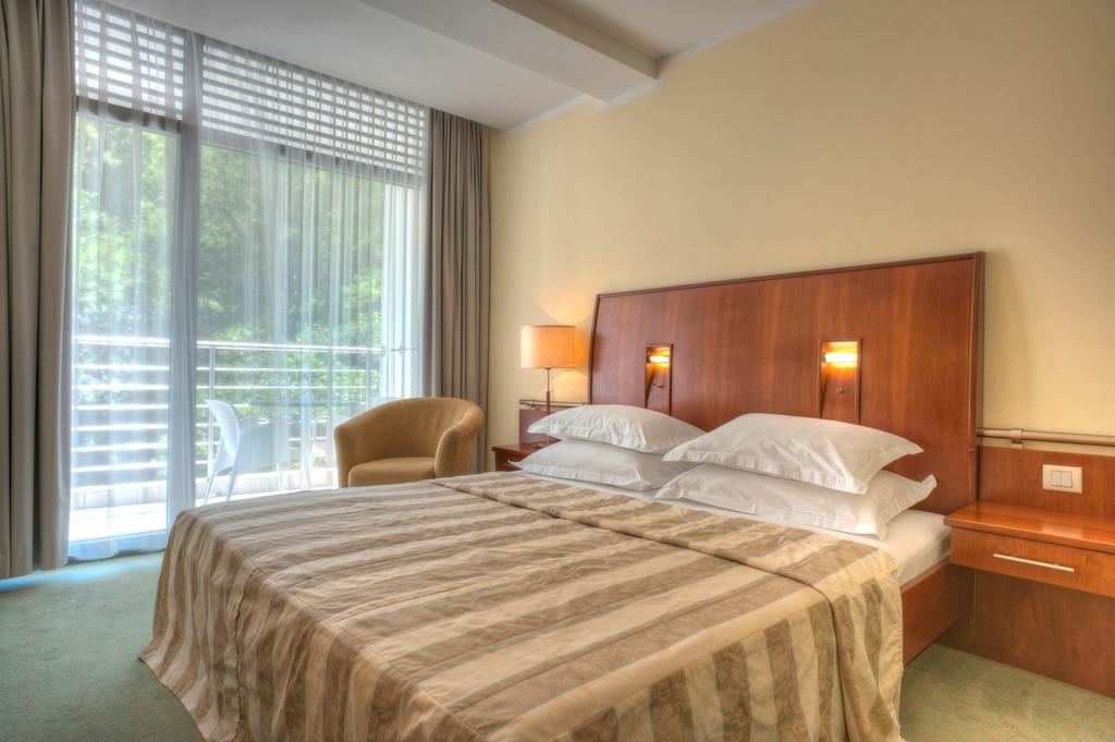 Hotel Rivijera Petrovac Εξωτερικό φωτογραφία