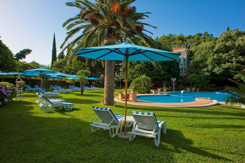 Hotel Rivijera Petrovac Εξωτερικό φωτογραφία